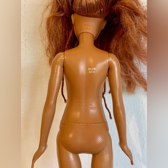 The Little Mermaid Live Action Ariel Doll Barbie Pocahontas Glitter Dress 2022 - Picture 7 of 8